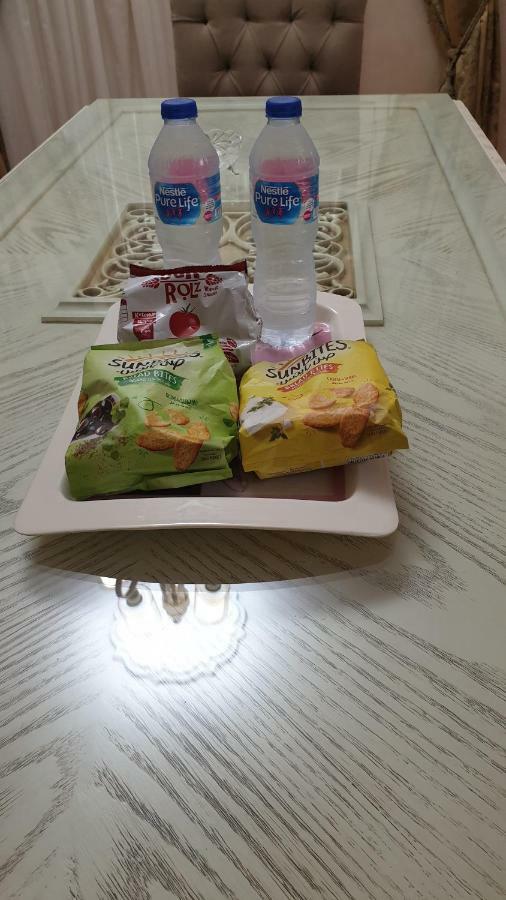 In Sheraton Heliopolis District Beside Raddison Blue And Airport Caïro
